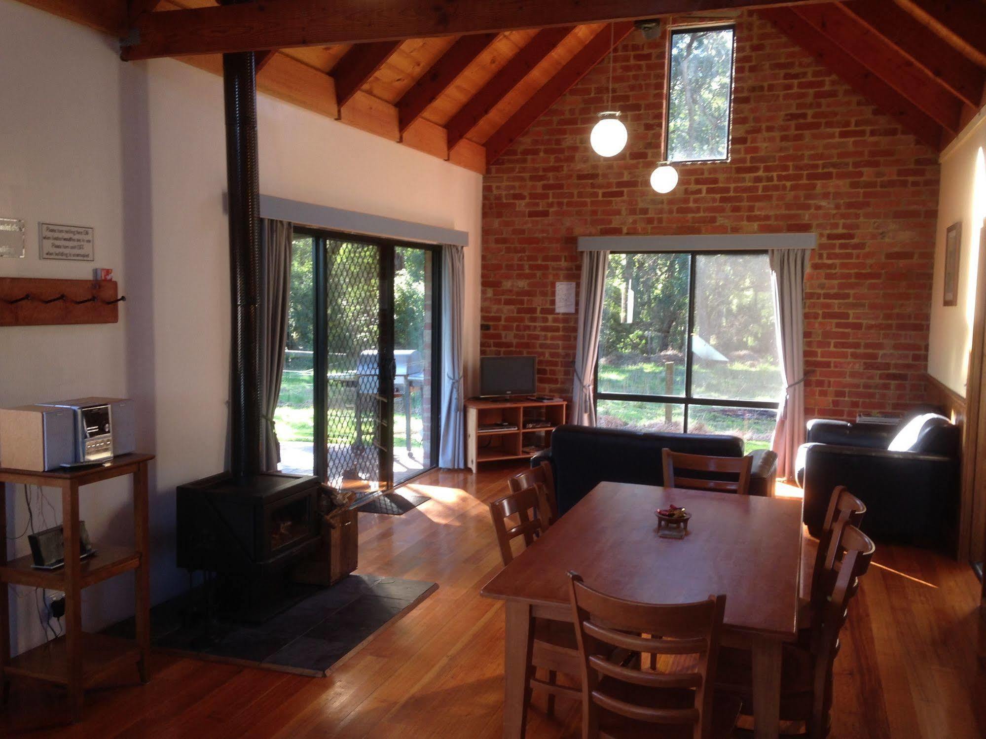 Prom Coast Holiday Lodge Waratah Bay Dış mekan fotoğraf